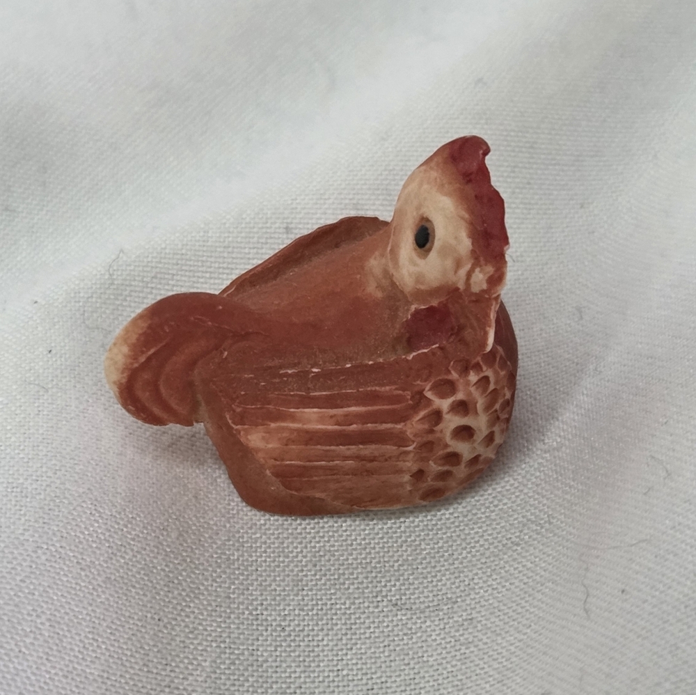 Chicken Peter Fagan Figure Hand painted in Scotland Vintage Mini Rooster Hen 1"